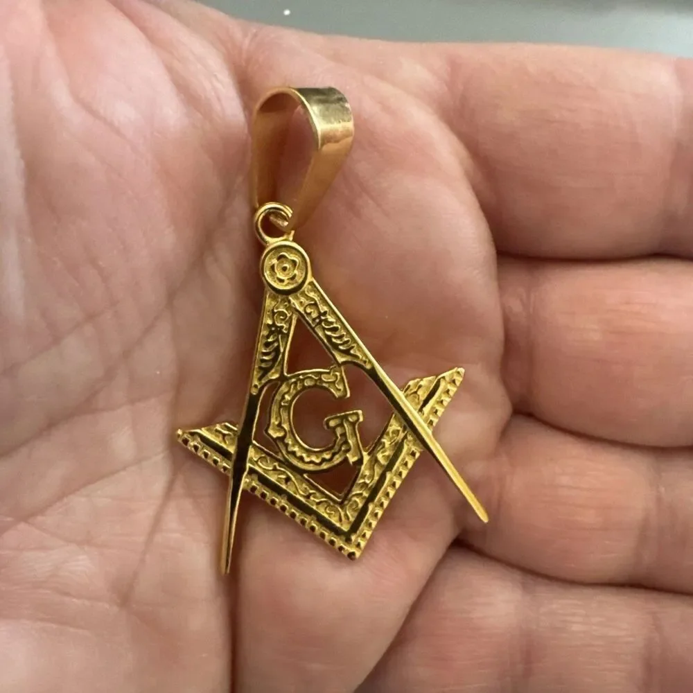 Men's Free Mason Stainless Steel Freemason Symbol Masonic Pendant Chain Gold